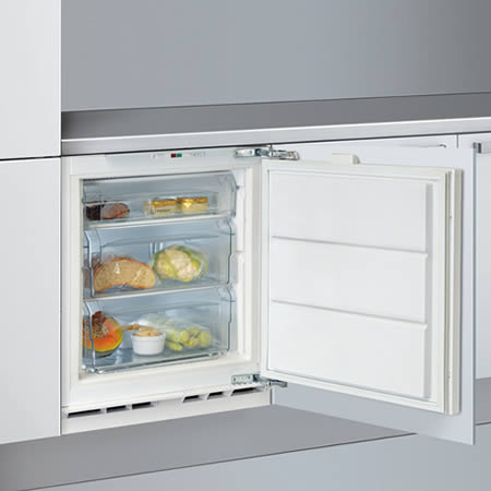 riparazioni congelatori indesit